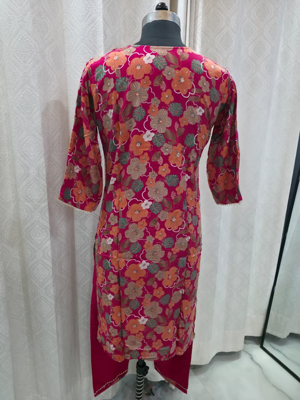 Women's Magenta Pink Floral Print Kurta Set with Solid Chiffon Dupatta | Vibrant Festive & Casual Wear